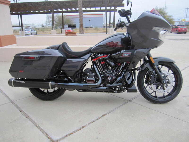 2026 Harley-Davidson® CVO Road Glide ST Inferno Gray