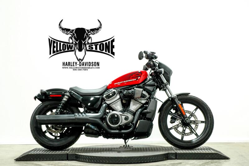 2022 Harley-Davidson® Nightster™ Redline Red