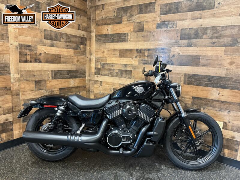 2026 Harley-Davidson® Nightster® Vivid Black Black Trim RH975