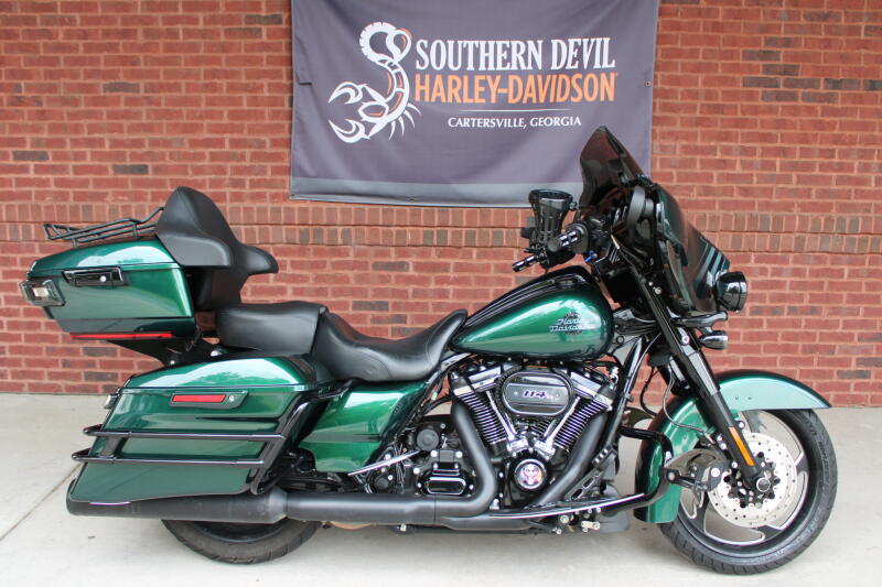 2021 Harley-Davidson® Street Glide® Special Snake Venom