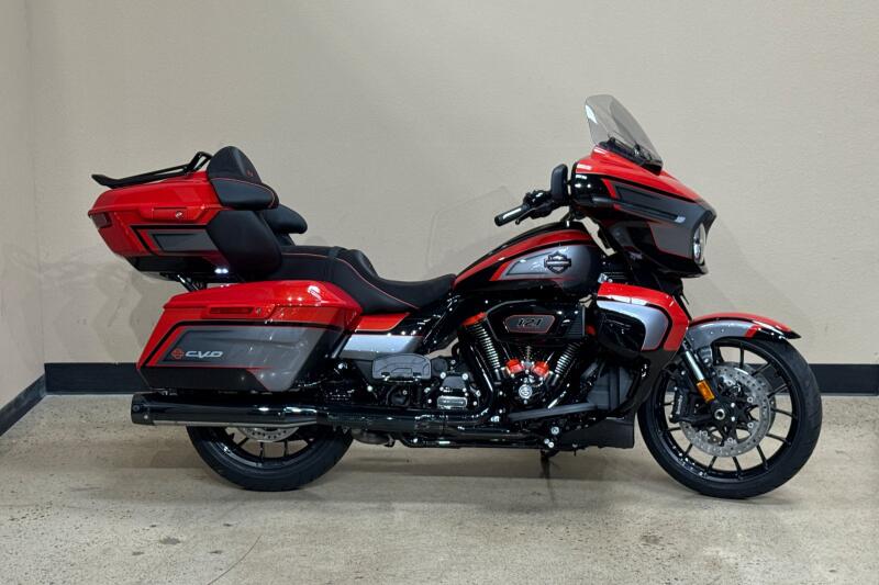 Harley-Davidson® CVO Street Glide Limited 2026
