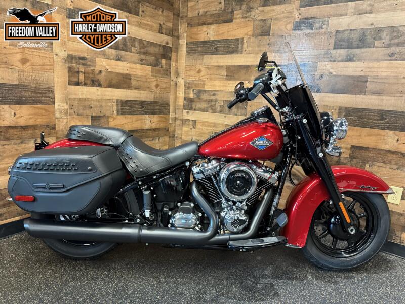 2026 Harley-Davidson® Heritage Classic Brilliant Red Black Cast Wheels FLHC