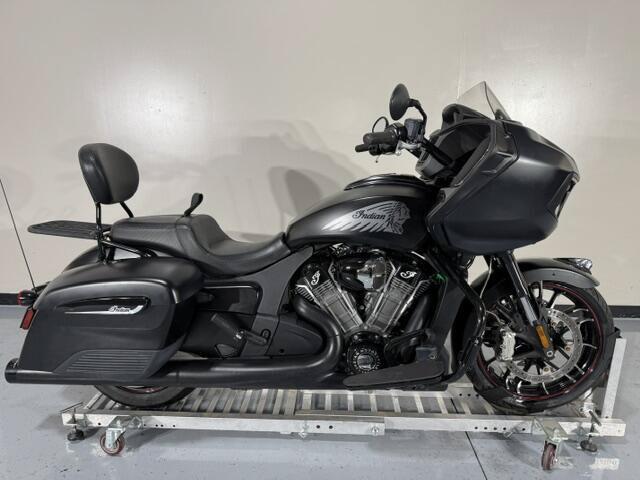 Indian Challenger Dark Horse 2020