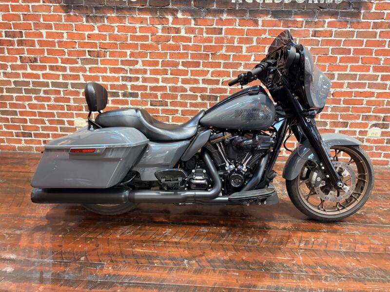 FLHXST 2022 Street Glide® ST