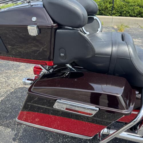  2010 Electra Glide® Ultra Limited thumb 1