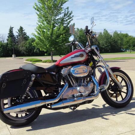 2019 Harley-Davidson® SuperLow® Wicked Red/Barracuda Silver thumb 3