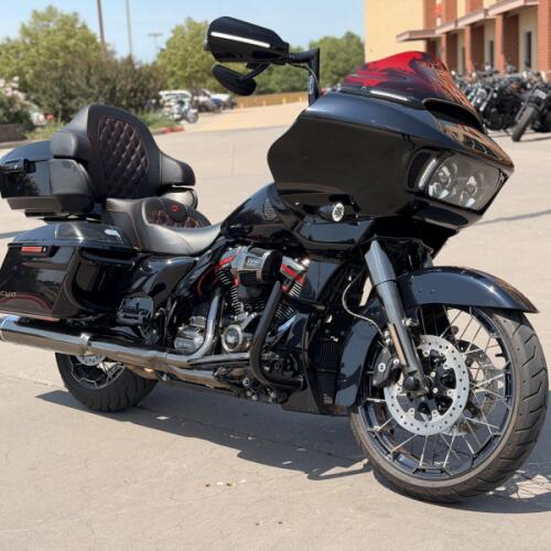 2022 Harley-Davidson® CVO™ Road Glide® FLTRXSE Blue Steel 951927 thumb 3