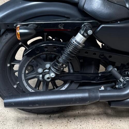 Harley-Davidson® Iron 883™ 2017 thumb 3