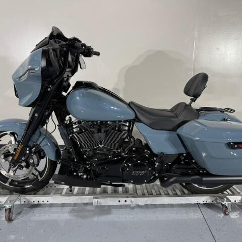 Harley-Davidson® Street Glide® 2024 thumb 0