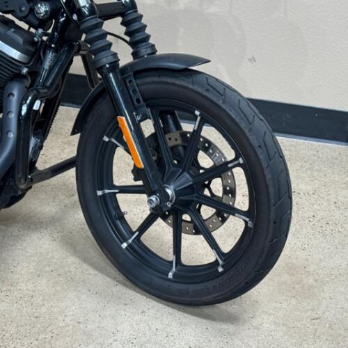 Harley-Davidson® Iron 883™ 2017 thumb 2