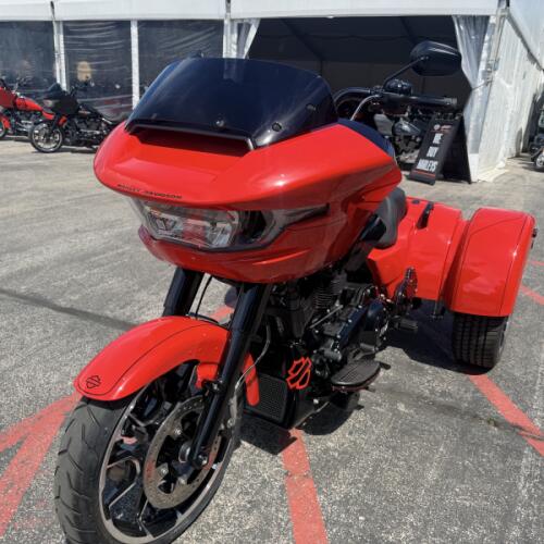 Harley-Davidson® Road Glide 3 2026 thumb 0