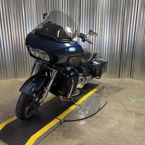 2016 Harley-Davidson® Road Glide® Special Custom Colour Cosmic Blue Pearl thumb 0