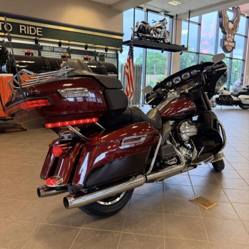 2014 Harley-Davidson Ultra Limited FLHTK thumb 3