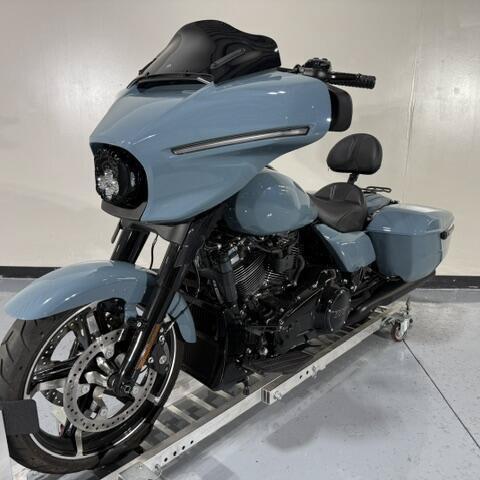 Harley-Davidson® Street Glide® 2024 thumb 1