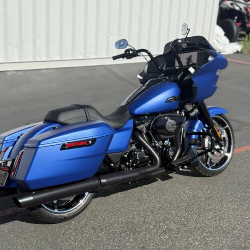 FLTRX 2026 Road Glide® thumb 1