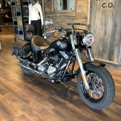 Harley-Davidson® Softail Slim® 2017 FLS U594-17 Black Denim thumb 3