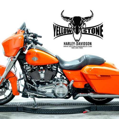 2023 Harley-Davidson® Street Glide® Special Baja Orange thumb 0