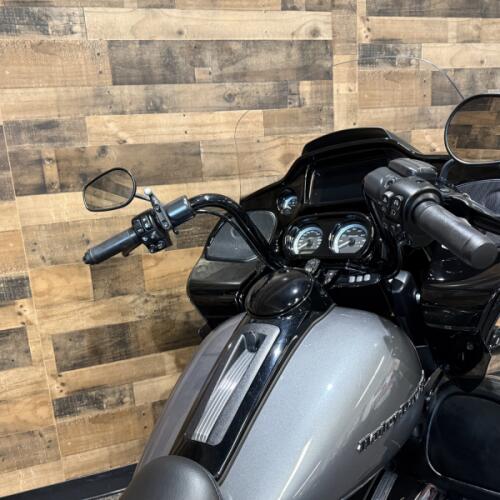 2021 Harley-Davidson® Road Glide® Limited Gauntlet Gray Metallic/Vivid Black FLTRK thumb 0