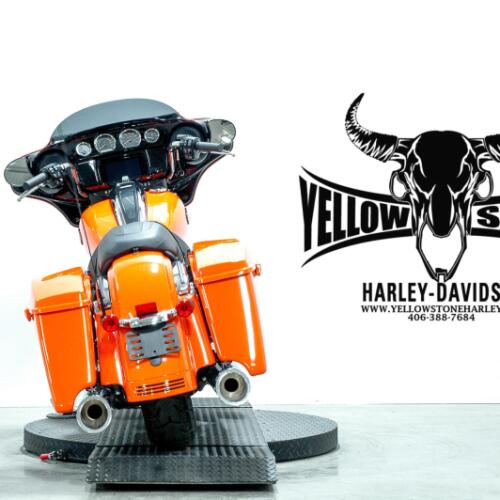 2023 Harley-Davidson® Street Glide® Special Baja Orange thumb 2