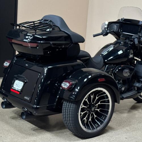 Harley-Davidson® Street Glide 3 Limited 2026 thumb 0