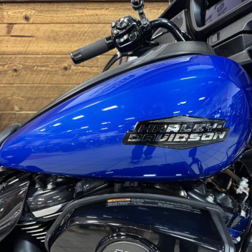 2024 Harley-Davidson® Street Glide® Blue Burst thumb 3