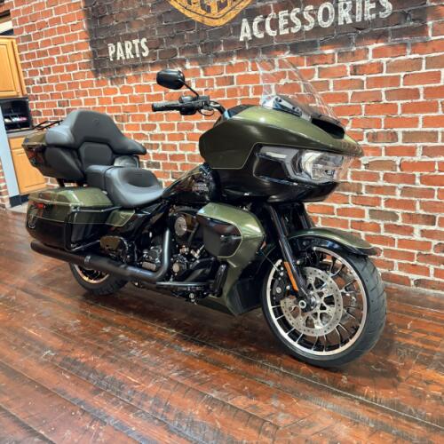 FLTRXL 2026 Road Glide Limited thumb 2