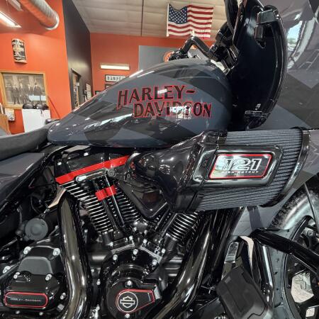 2026 Harley-Davidson® CVO Road Glide ST Inferno Gray thumb 2