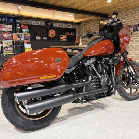 2024 Harley-Davidson® Low Rider™ ST thumb 3