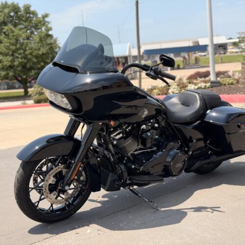 2022 Harley-Davidson® Road Glide® Special FLTRXS Vivid Black 665513 thumb 0