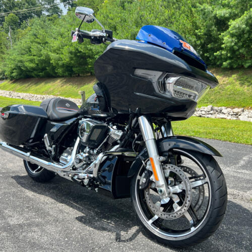 FLTRX 2026 Road Glide® thumb 1