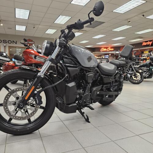 RH975 2026 Nightster® thumb 1