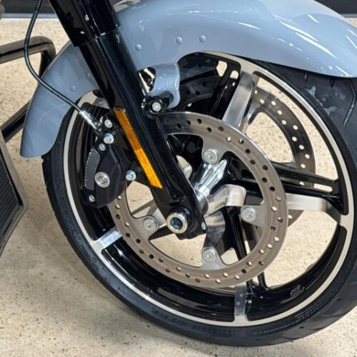 Harley-Davidson® Road Glide™ 2026 thumb 2