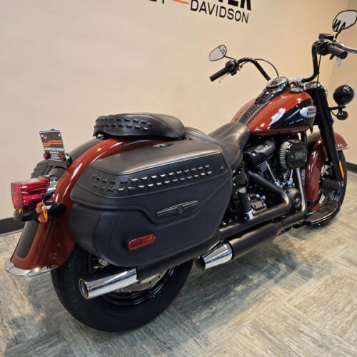 2024 Harley-Davidson® Heritage Classic Red Rock / Vivid Black  FLHCS thumb 3