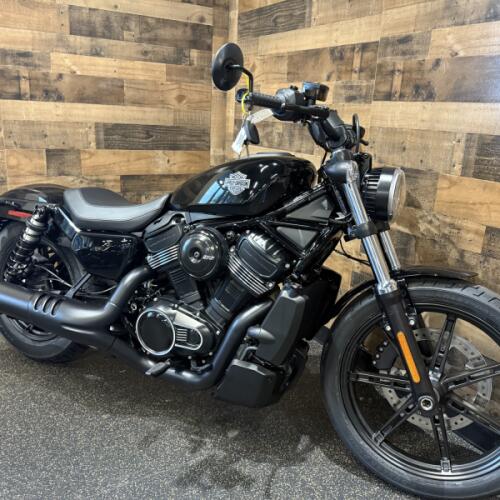 2026 Harley-Davidson® Nightster® Vivid Black Black Trim RH975 thumb 3