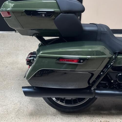 Harley-Davidson® Road Glide Limited 2026 thumb 3