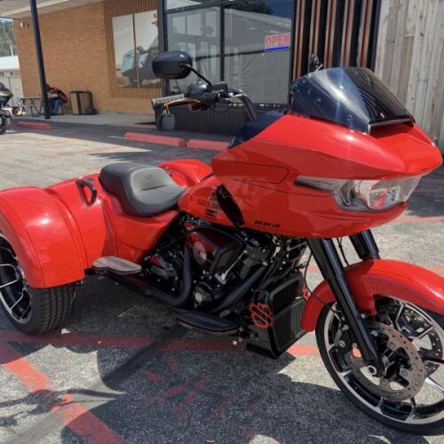 Harley-Davidson® Road Glide 3 2026 thumb 3