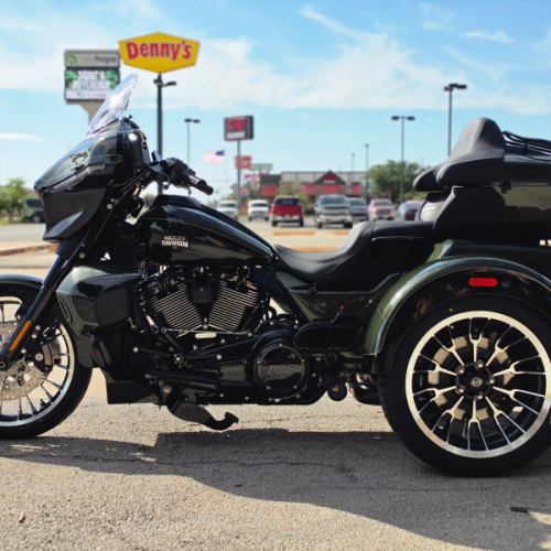 2026 Harley-Davidson® Street Glide 3 Limited thumb 0