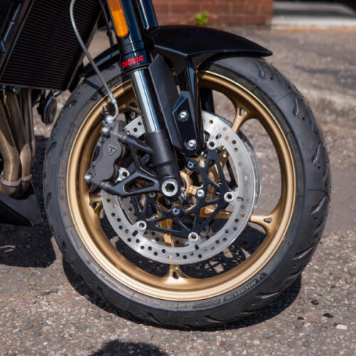2026 Triumph Trident 800 thumb 3