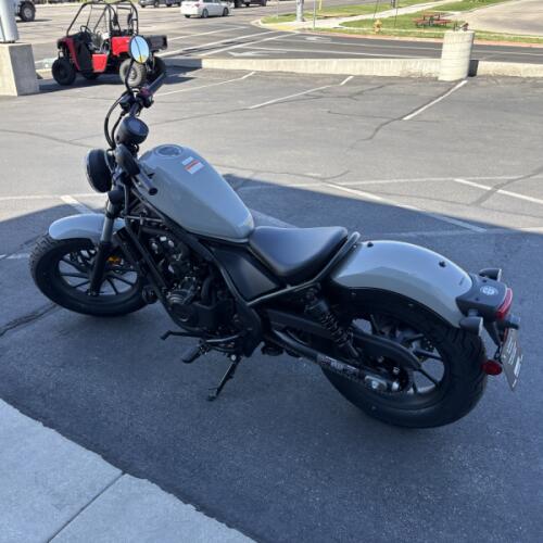 2026 Honda Rebel® 500 thumb 2