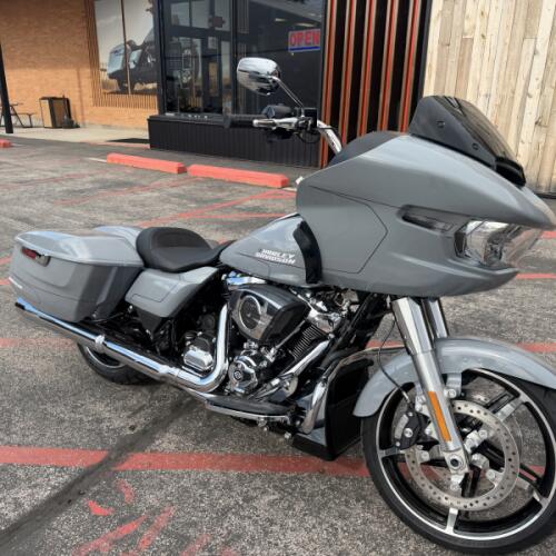 Harley-Davidson® Road Glide® 2026 thumb 3