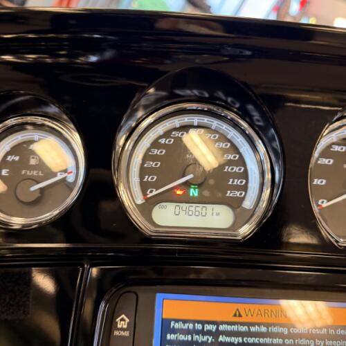 2014 Harley-Davidson Ultra Limited FLHTK thumb 2