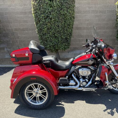 FLHTCUTG 2012 Tri Glide® Ultra Classic thumb 3