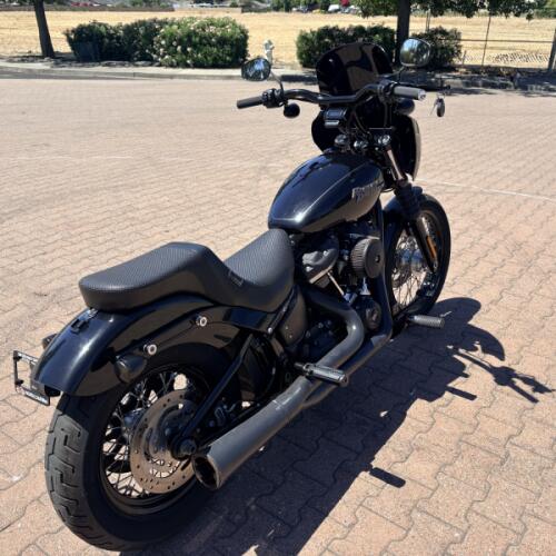 FXBB 2019 Street Bob® thumb 1