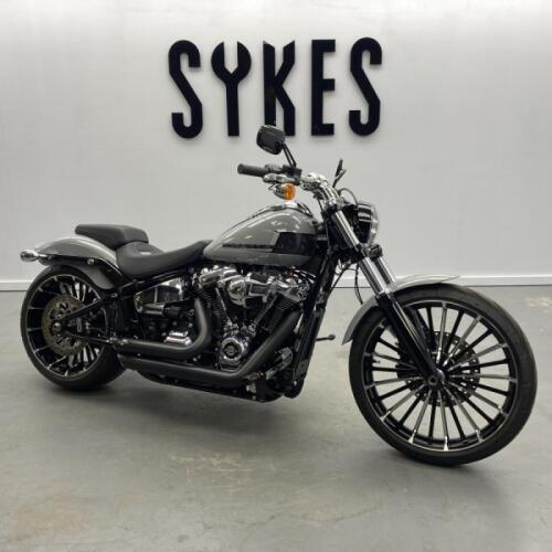 2024 Harley-Davidson FXBR Softail Breakout 117 in Billiard Grey thumb 3
