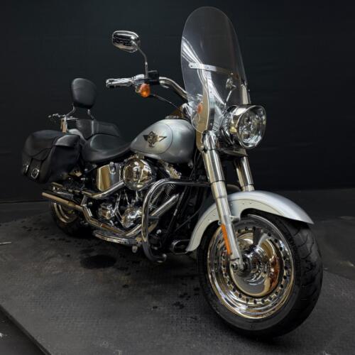 Harley-Davidson® Fat Boy® 2014 FLSTF GRAY thumb 3