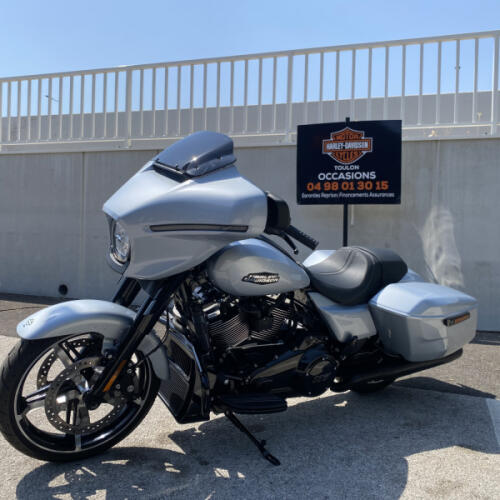 2025 Harley-Davidson® Street Glide™ thumb 0