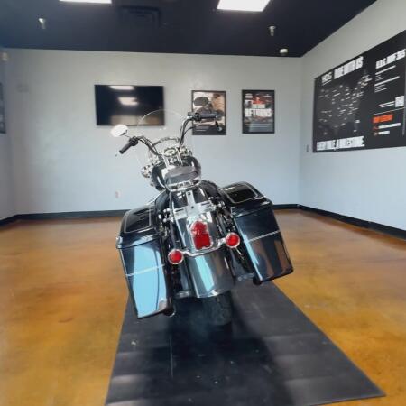 2008 Harley-Davidson® Softail® Deluxe 018 BLACK PEARL W/PINSTRIPE thumb 2