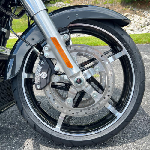 FLTRX 2026 Road Glide® thumb 2