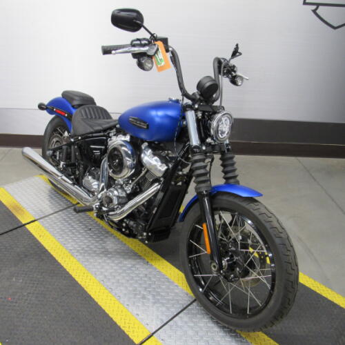 FXBB 2026 Street Bob® thumb 3