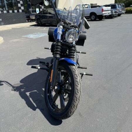2024 Harley-Davidson<sup>®</sup> Street Bob<sup>®</sup> 114 FXBBS thumb 3